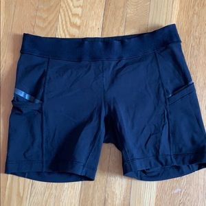 Lululemon size 10 bike shorts